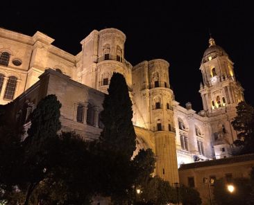 malaga-noche